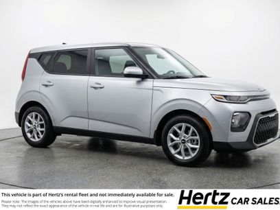Used 2025 Kia Soul LX w/ LX Technology Package