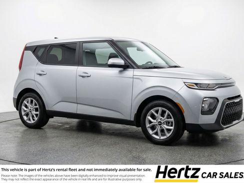 Used 2025 Kia Soul LX w/ LX Technology Package image 1