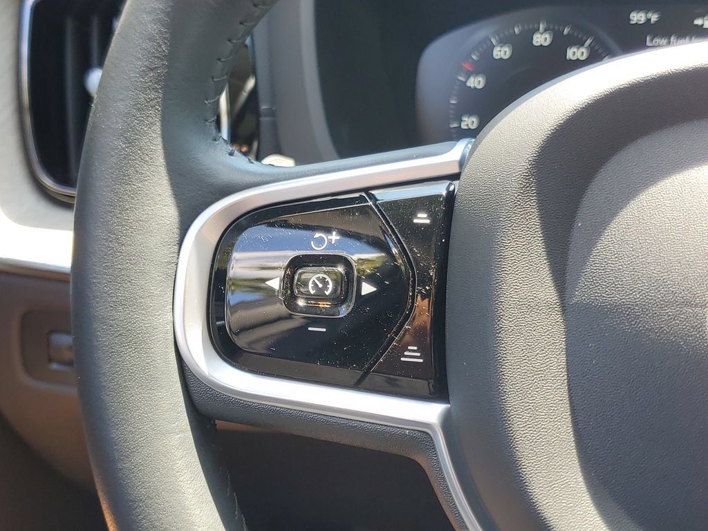 Used 2021 Volvo XC60 T6 Inscription w/ Advanced Package AWD/4WD image 20