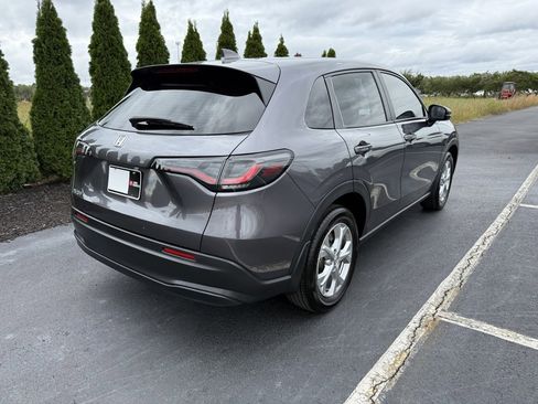 Used 2024 Honda HR-V LX image 2