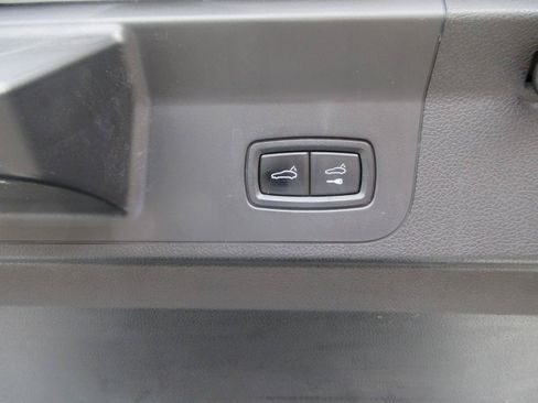 Used 2023 Porsche Panamera Platinum Edition RWD image 39