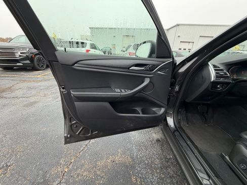 Used 2023 BMW X3 xDrive30i w/ Premium Package image 18