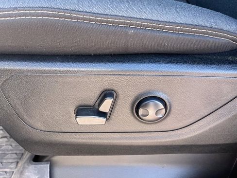 Used 2024 RAM 1500 Big Horn image 15