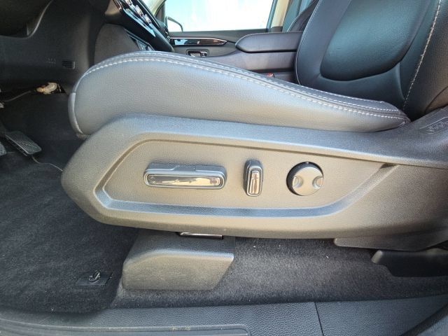 Used 2025 Honda Pilot Touring image 25