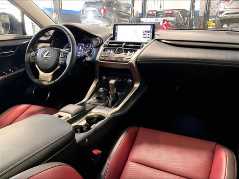 Used 2019 Lexus NX 300 image 14