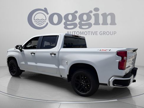 Certified 2024 Chevrolet Silverado 1500 Custom w/ Turbomax Blackout Package AWD/4WD image 3