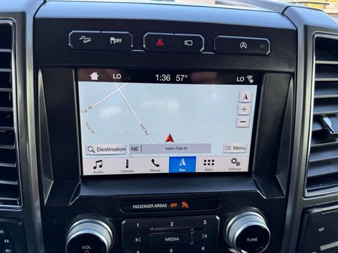 Used 2019 Ford F150 Lariat w/ Equipment Group 502A Luxury AWD/4WD image 23