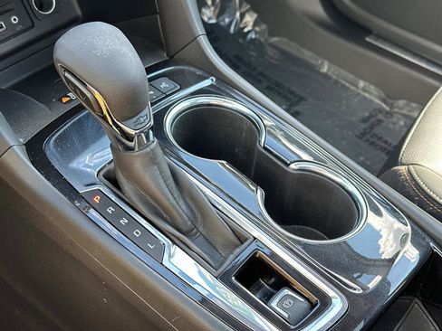 Certified 2023 Chevrolet Equinox Premier image 33