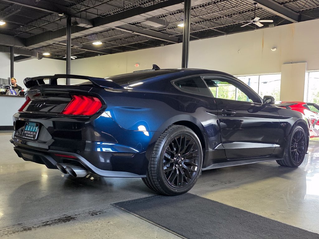 Used 2021 Ford Mustang GT Premium w/ GT Performance Package RWD image 4
