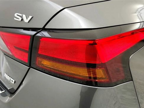 Used 2022 Nissan Altima 2.5 SV AWD/4WD image 15