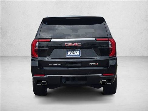 Used 2025 GMC Yukon XL AT4 w/ AT4 Premium Package AWD/4WD image 6