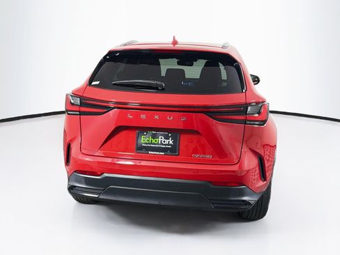 Used 2024 Lexus NX 250 FWD image 7