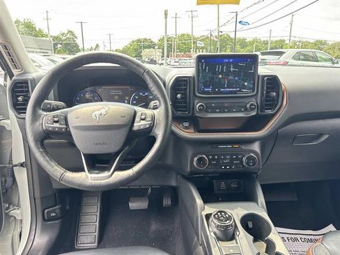 Certified 2023 Ford Bronco Sport Outer Banks AWD/4WD image 11