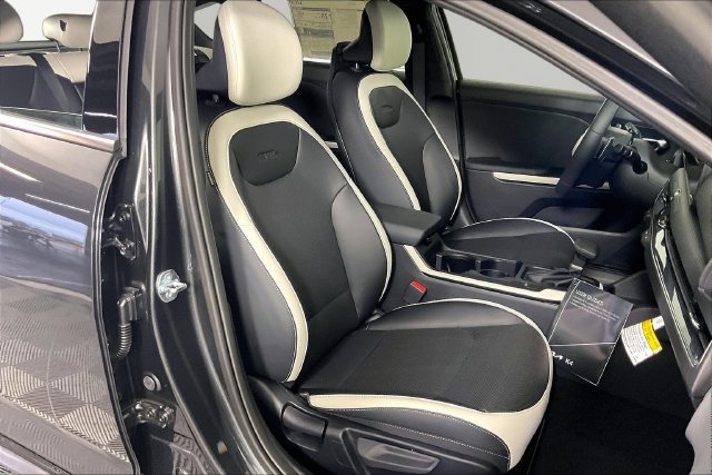New 2026 Kia K4 GT-Line Turbo FWD image 12
