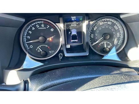 Used 2023 Toyota Tacoma TRD Off-Road w/ TRD Premium Off Road Package image 23