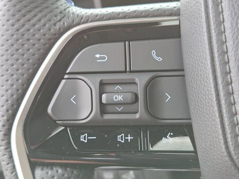 Used 2026 Toyota Sequoia Platinum AWD/4WD image 35