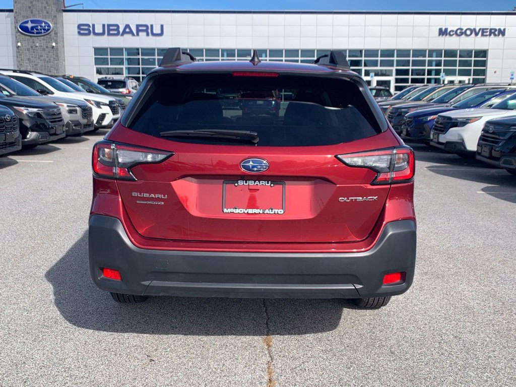 Used 2025 Subaru Outback Premium AWD/4WD image 5