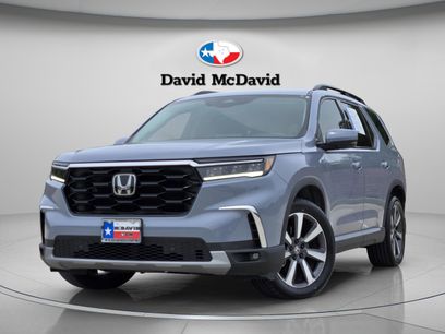 Certified 2025 Honda Pilot Touring