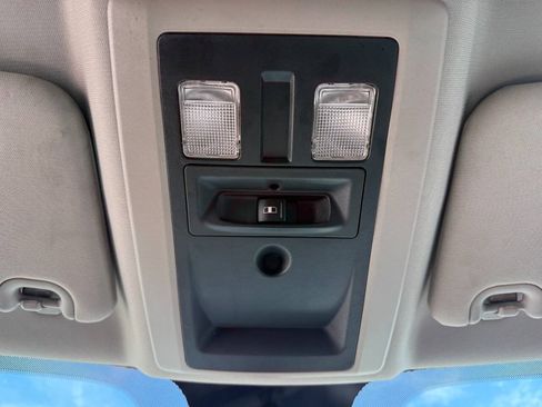 Used 2017 RAM 1500 Classic SLT AWD/4WD image 24