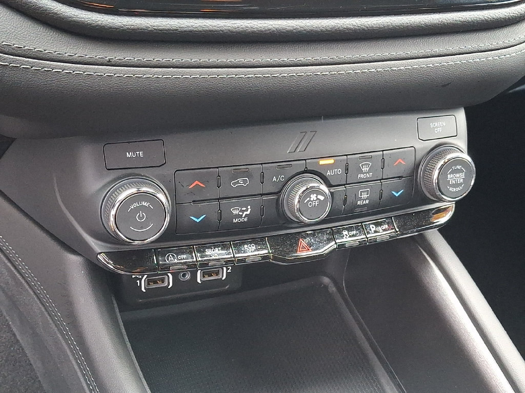 Used 2023 Dodge Durango SXT Launch Edition AWD/4WD image 16