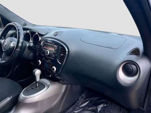 Used 2013 Nissan Juke SV image 27