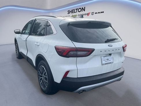 New 2025 Ford Escape SE image 7