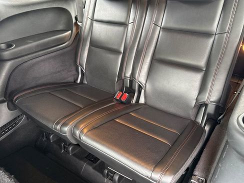 Used 2024 Dodge Durango GT RWD image 24