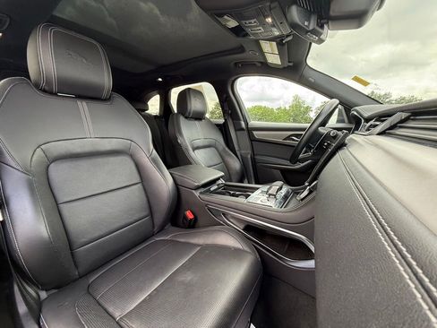 Used 2024 Jaguar F-PACE R-Dynamic S image 22