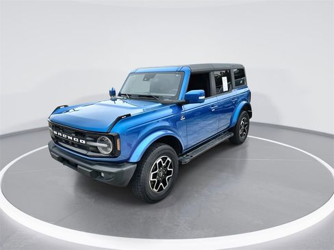 Used 2024 Ford Bronco Outer Banks image 4