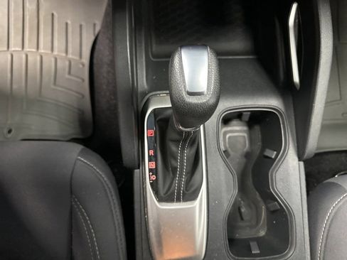 Used 2022 Nissan Frontier SV image 34