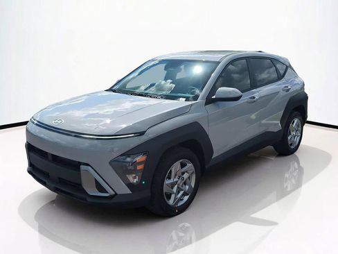 New 2027 Hyundai Kona SE FWD image 9