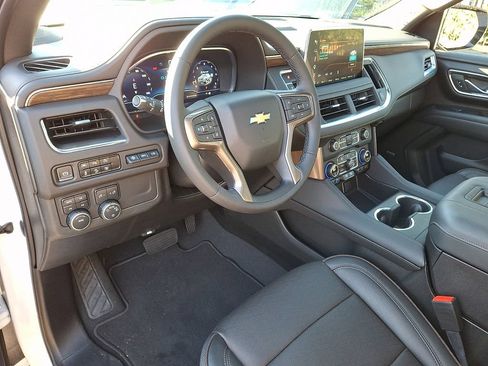 Used 2023 Chevrolet Tahoe High Country AWD/4WD image 10