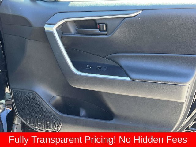 Used 2019 Toyota RAV4 LE w/ All Weather Liner Package AWD/4WD image 21