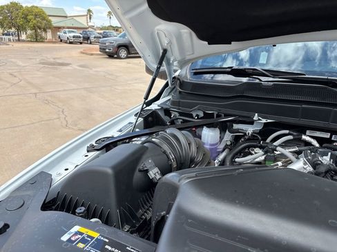 New 2025 RAM 2500 Big Horn AWD/4WD image 43