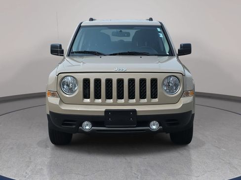 Used 2017 Jeep Patriot High Altitude AWD/4WD image 2