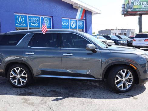 Used 2020 Hyundai Palisade SEL w/ Convenience Package AWD/4WD image 2