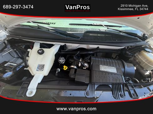 Used 2014 Chevrolet Express 2500 RWD image 15