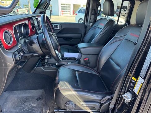Used 2022 Jeep Gladiator Rubicon w/ Cold Weather Group AWD/4WD image 13