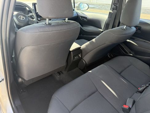 Used 2025 Toyota Corolla LE image 15