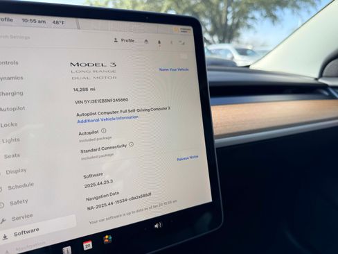 Used 2022 Tesla Model 3 Long Range image 19