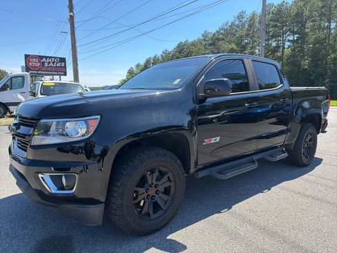 Used 2018 Chevrolet Colorado Z71 w/ Z71 Midnight Edition AWD/4WD image 1