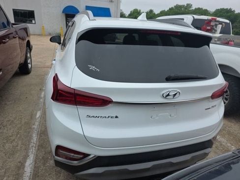 Used 2019 Hyundai Santa Fe AWD w/ Cargo Package image 4