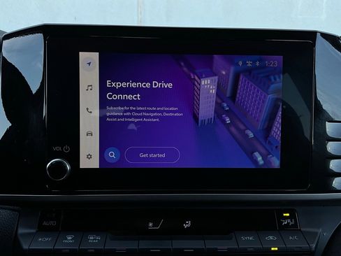 Used 2025 Toyota Camry LE image 27