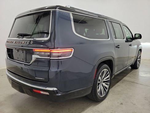Used 2024 Jeep Grand Wagoneer L Series III image 5