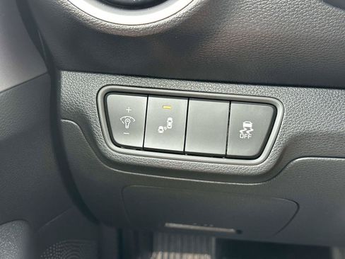 Used 2024 Kia Forte LXS w/ LXS Technology Package FWD image 21