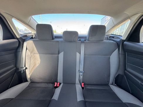 Used 2012 Ford Focus SE FWD image 15