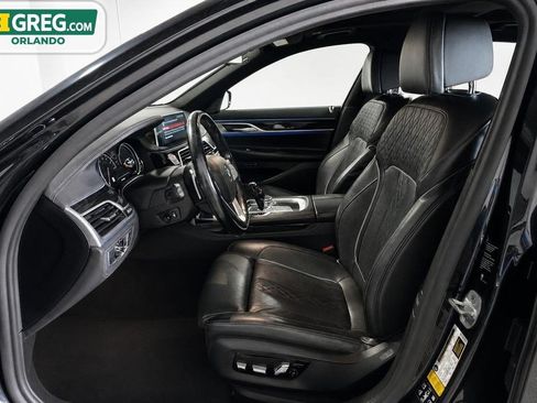 Used 2019 BMW 750i xDrive w/ M Sport Package AWD/4WD image 8