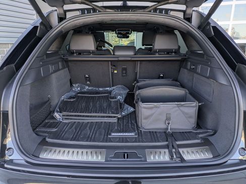 Used 2026 Land Rover Range Rover Velar Autobiography image 28