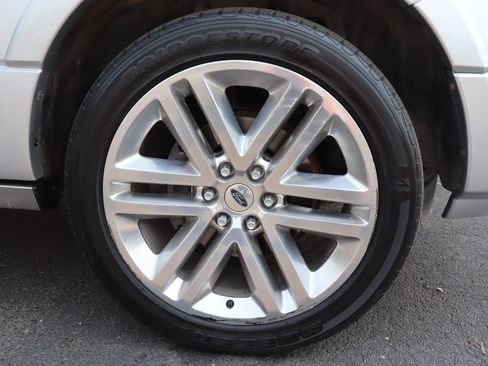Used 2016 Ford Expedition Platinum AWD/4WD image 46