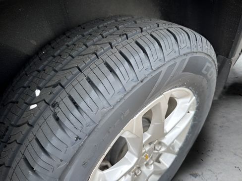 Certified 2019 Chevrolet Traverse LS FWD image 9